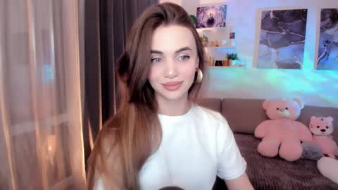 Tessa online show from March 4, 3:24 am