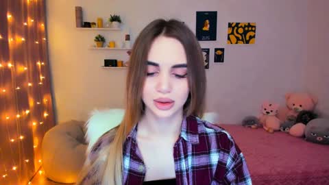 Tessa online show from February 7, 9:26 pm