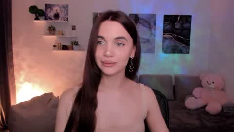 Tessa online show from May 10, 10:34 pm