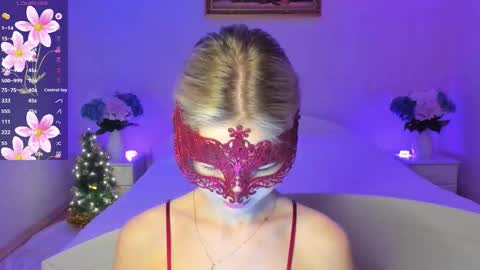 Mellina online show from December 19, 9:18 pm