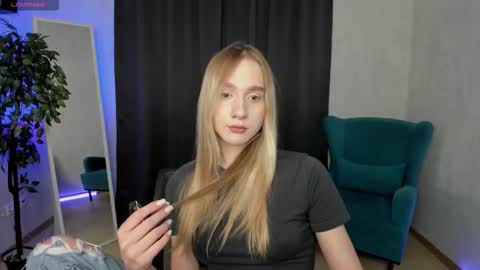 mellisadream online show from October 14, 5:32 am