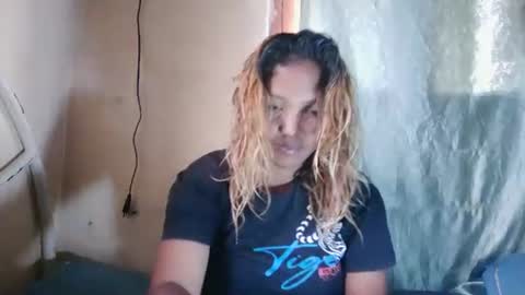 mellissa online show from May 15, 11:57 am