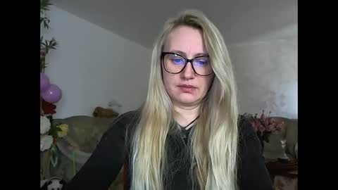 Melly online show from February 19, 9:31 am