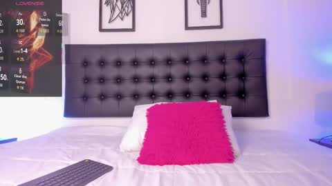 Melody Evans online show from March 27, 1:34 pm