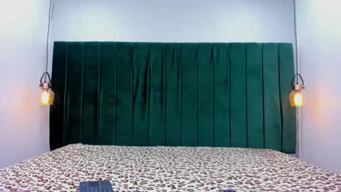 melody_kener online show from November 7, 11:31 pm