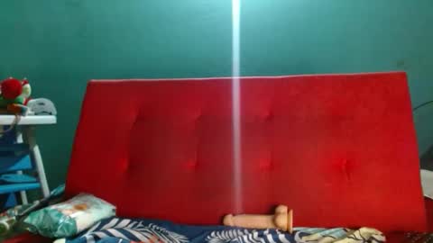 mely online show from December 22, 9:45 am