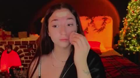 Mencialo online show from December 15, 1:55 am