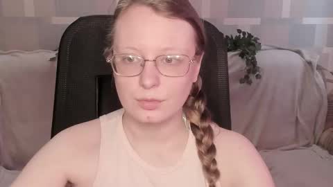 meowcr online show from February 19, 9:42 am