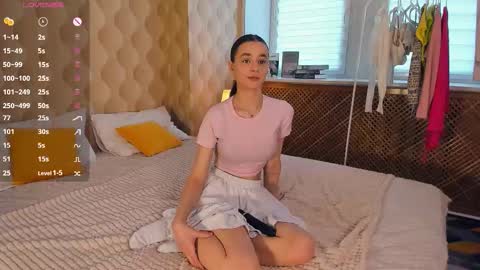 Julie online show from January 18, 9:16 am