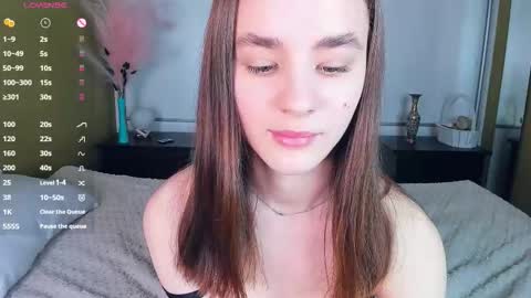 Julie online show from March 22, 9:26 am