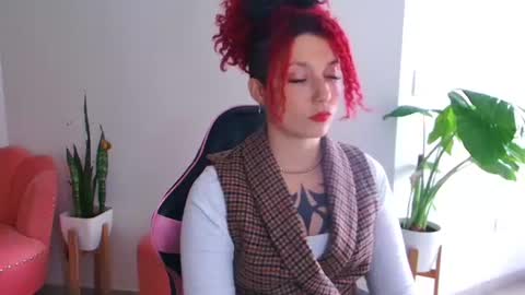 Miss Freckles online show from July 2, 7:31 pm
