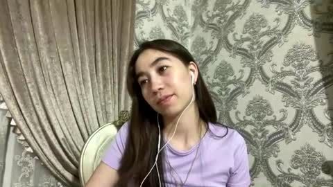 merlenebixel online show from July 24, 6:17 pm