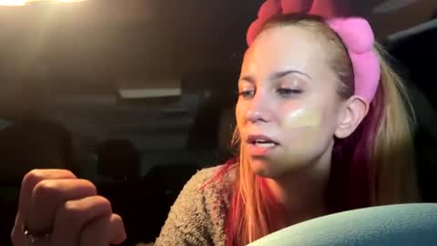 mezzy69 online show from February 22, 9:34 am