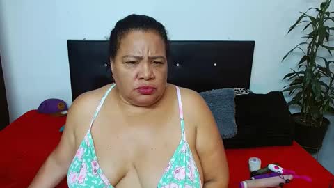 mhia1972 online show from March 3, 1:07 am