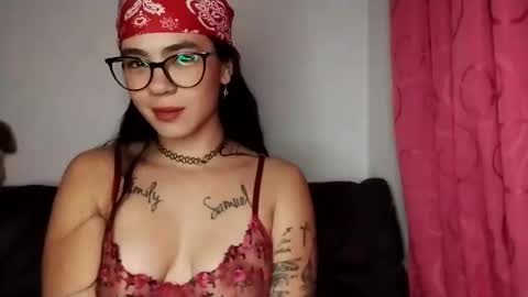 mia0426 online show from May 24, 6:01 am