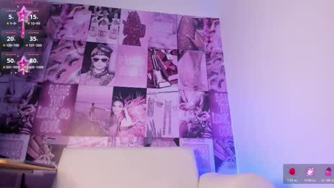 Mia online show from December 22, 6:11 pm