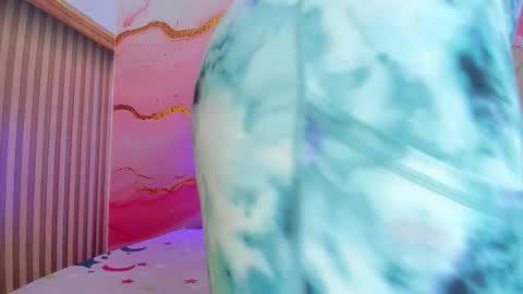 mia__blaze_ online show from January 6, 2:59 am