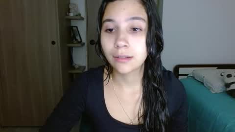 Mia online show from February 15, 8:52 pm