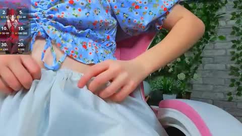 mia__mooore online show from March 6, 1:39 pm