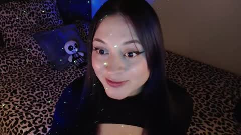 Snapshot of mia_adams_red chatting on February 22, 2:17 am mia online show from February 22, 2:17 am