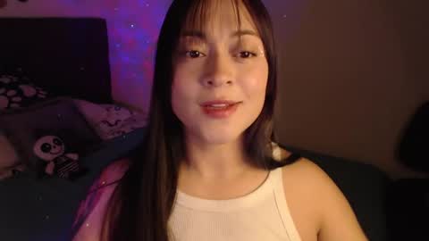Snapshot of mia_adams_red chatting on January 19, 12:28 am mia online show from January 19, 12:28 am