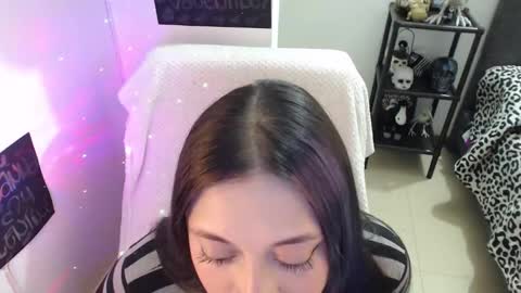 Snapshot of mia_adams_red chatting on March 7, 2:36 am mia online show from March 7, 2:36 am