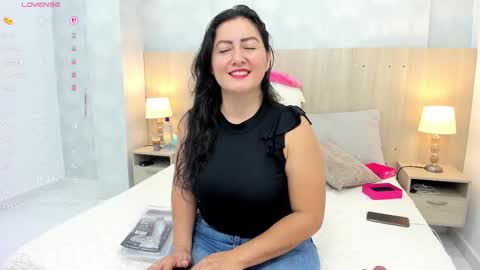 Mia Aristizabal online show from October 11, 7:27 pm
