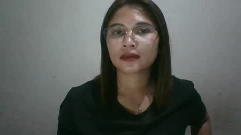 Snapshot of mia_bella04 chatting on February 24, 2:38 am mia_bella04 online show from February 24, 2:38 am