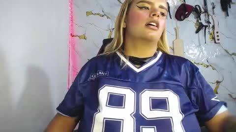 mia Independent model Thanks to everyone for your support online show from February 10, 12:57 am