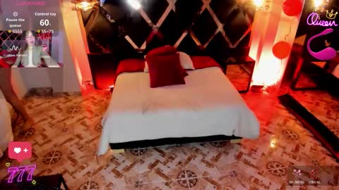 mia_cartther online show from March 6, 5:57 am