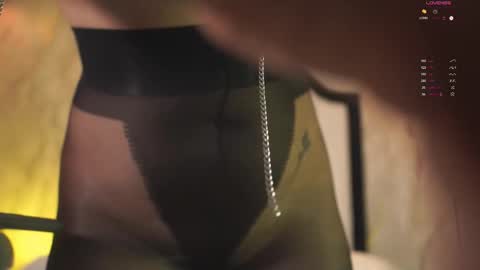 Anna online show from December 16, 8:47 pm