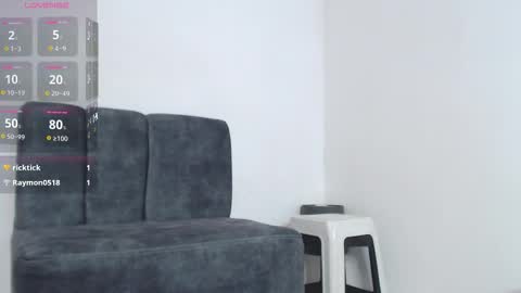 M I A online show from November 15, 1:56 pm