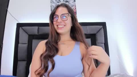 mia fox online show from February 6, 2:20 pm