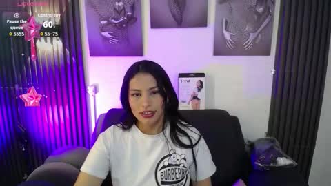 mia_garcia28 online show from October 6, 7:40 pm