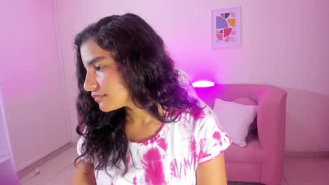 mia_greco1 online show from November 5, 11:59 am