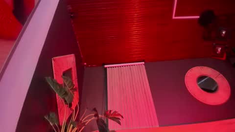 Val  online show from December 4, 11:56 am