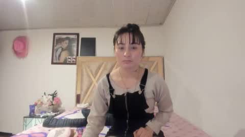 mia kaneee online show from October 18, 1:30 am