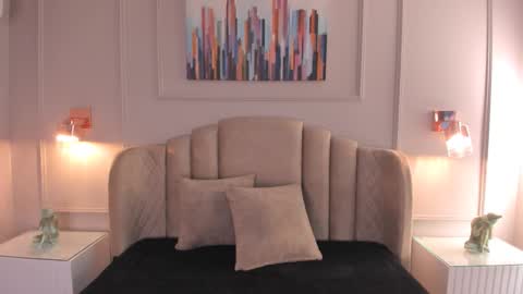 Mia online show from January 17, 2:41 am