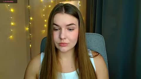 Snapshot of mia_lemm chatting on October 22, 7:46 am mia_lemm online show from October 22, 7:46 am