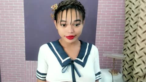 M I A online show from October 11, 6:07 am