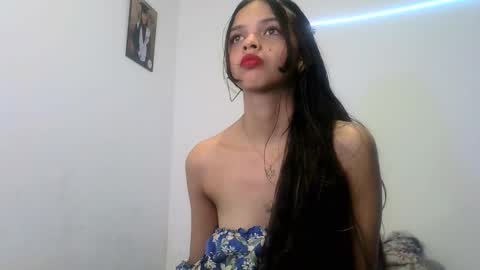 mia lucy 21 online show from November 5, 8:14 pm