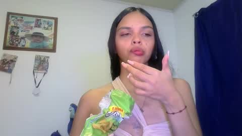 mia lucy 21 online show from December 14, 10:15 pm