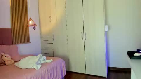 Mia Nevaeh - follow me online show from July 9, 9:06 pm
