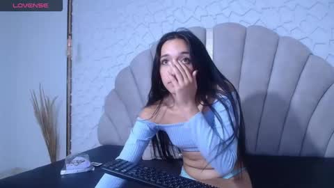 mia_prince_ online show from January 7, 5:49 pm