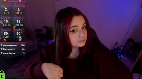 Mia online show from April 12, 7:55 am