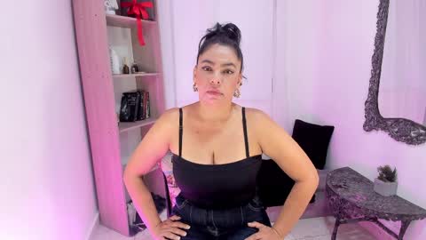 Mia Santoro online show from April 8, 12:51 pm