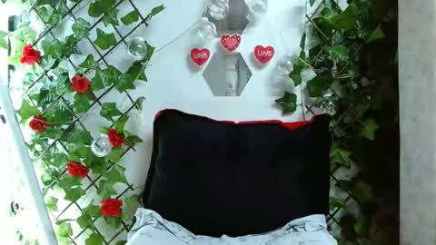 Mia squirt big INDEPENDENT MODEL...ONLYFANS  online show from September 14, 3:15 am