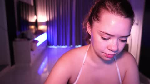 VixenMia online show from September 13, 3:14 am