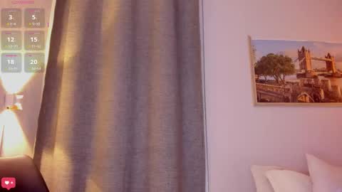 Mia White  online show from December 4, 2:41 pm