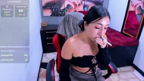       online show from May 15, 10:45 pm
